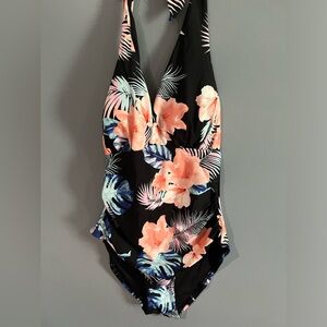 DKNY large swimsuit floral